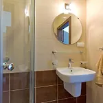Проживание в семье Aqua